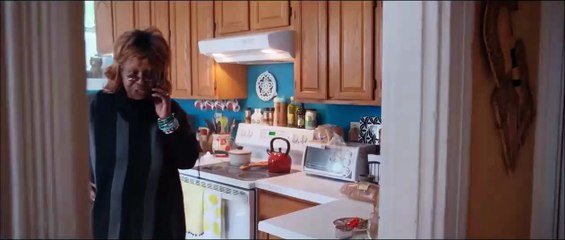 Pas si folle Bande-annonce (EN)