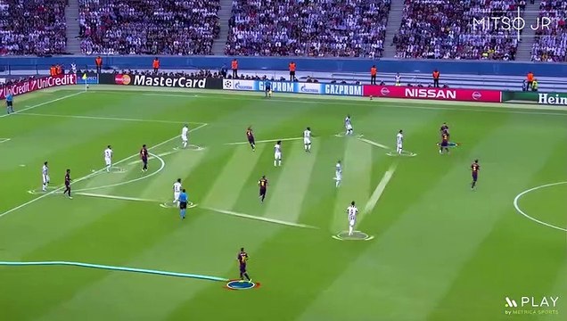 What Is Meant By Free Roaming On The Pitch? How Can You Perform The Free Roaming Tactical Roles?