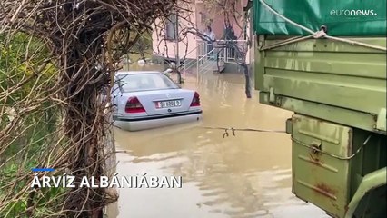 Több száz hektár került víz alá Albánia nyugati részén