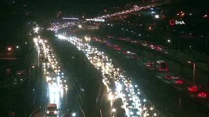 İstanbul'da ara tatil sonrası trafik yoğunluğu oluştu