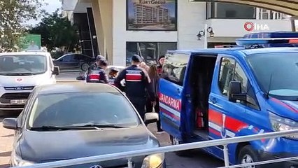 Bebeğin 5'inci kattan atıldığı olayda anne, kızı ve baba tutuklandı