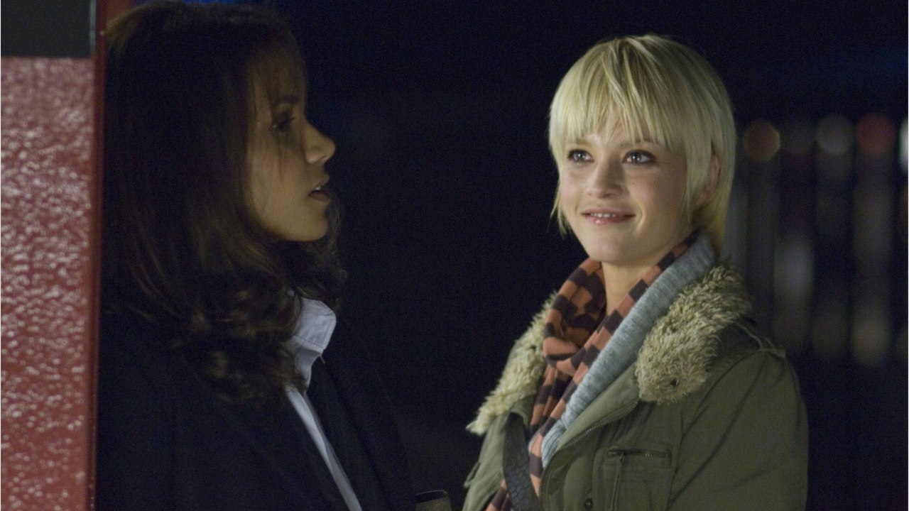 VOICI - Mort de Nicki Aycox (Supernatural) : l'interprète de Meg Masters avait 47 ans