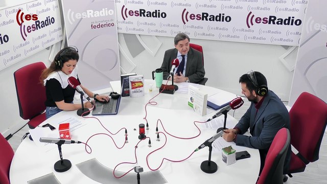 Federico a las 8: Sánchez sigue apoyando a Irene Montero cuando ni parte de Podemos lo hace