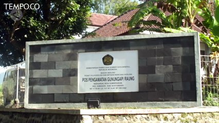 Gunung Raung Terus Pancarkan Cahaya Api dan Asap Tebal