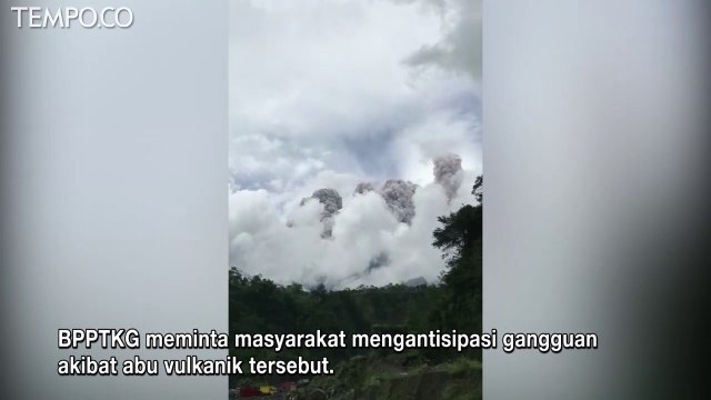 Gunung Merapi Luncurkan Awan Panas, Penambang Diperintahkan Tinggalkan Lokasi