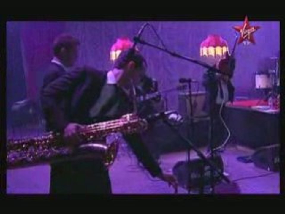 Amy Winehouse - Eurockéennes 2007' Intro