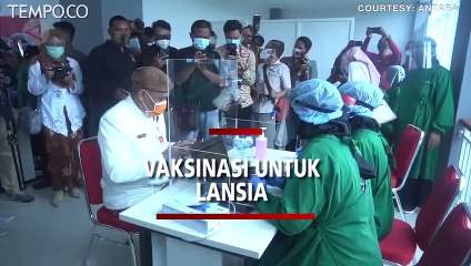 Vaksinasi Covid-19 pada Lansia Dimulai Senin Ini