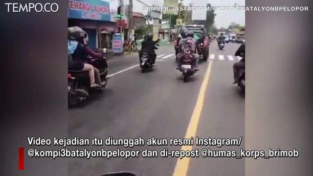 Ambulans Mogok, Jenazah Diantar Menggunakan Mobil Dinas Brimob