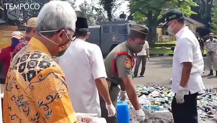 Polisi Musnahkan Ratusan Petasan Berdaya Ledak Tinggi