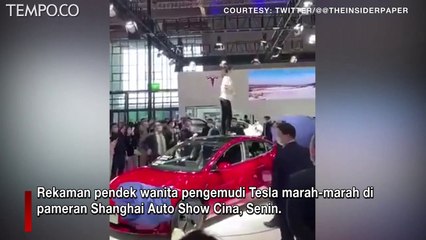Viral, Wanita Pengemudi Tesla Marah-marah di Shanghai Auto Show Cina