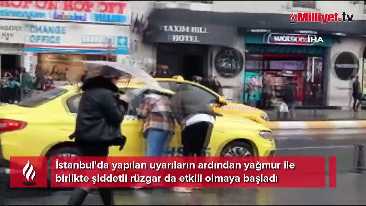 Meteoroloji uyarmıştı! İstanbul'u fırtına vurdu