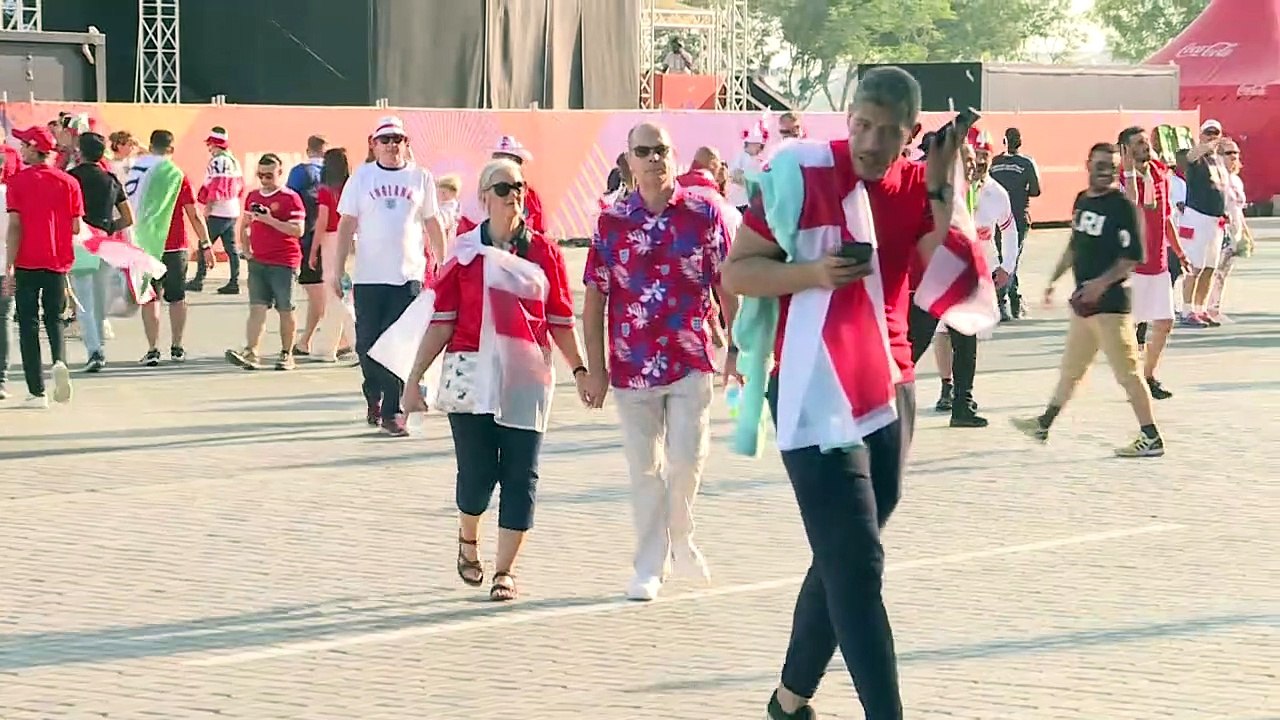 مونديال 2022: وصول المشجعين إلى استاد خليفة الد...