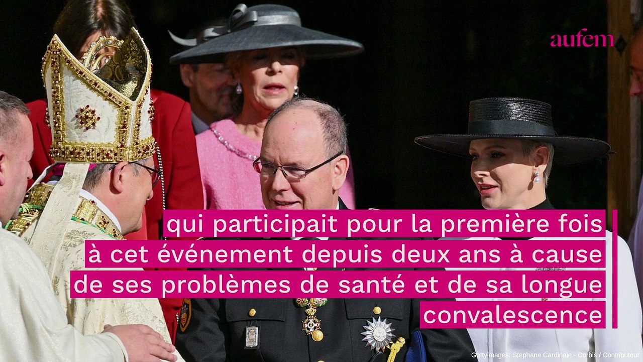 Caroline de Hanovre : elle ose la robe transparente à 65 ans