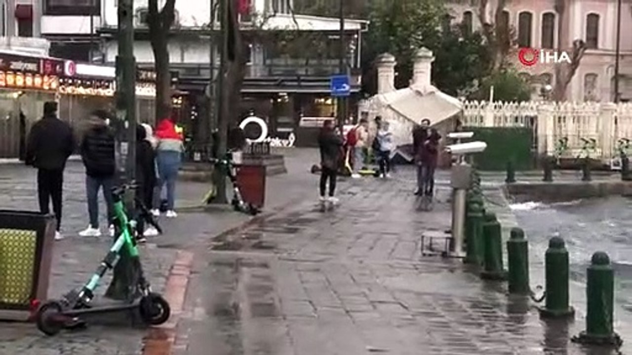 Ortaköy’de dalgalar kıyıyı dövdü