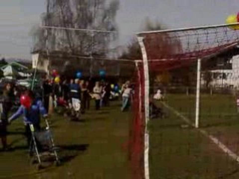 Lacher de ballons carnaval école Chens-sur-Léman 16mars08