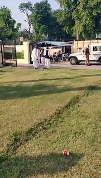 अलवर में राहुल गांधी की भारत जोड़ो यात्रा की तैयारी और पिता पूर्व प्रधान मंत्री राजीव गांधी की प्रतिमा की ये दुर्दशा,देखे वीडियो