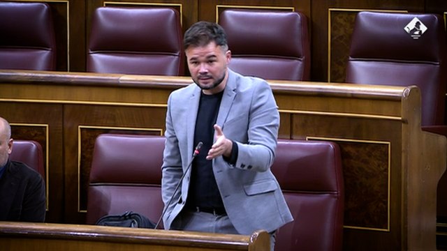 Rufián interrumpe el pleno del Congreso después de que el PP de Feijóo llame inútil a Irene Montero