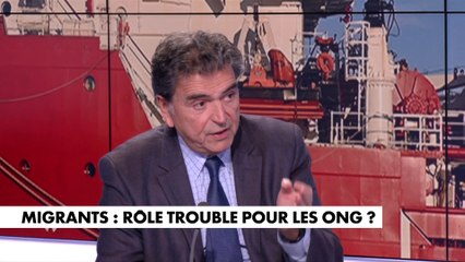 Video herunterladen: Pierre Lellouche : «Ces bateaux doivent être saisis»