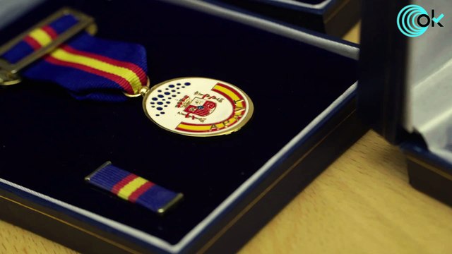 Las víctimas del terrorismo reconocen la labor de Vicente Gil, periodista de OKDIARIO