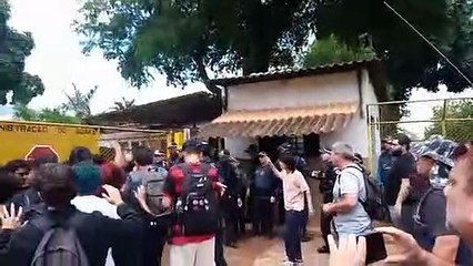 Desocupação antiga casa de cultura do Guará (2)