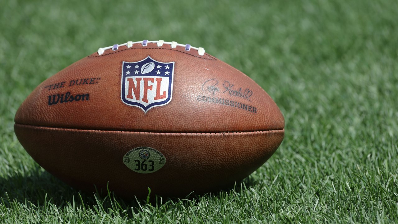 Could The NFL Ever Switch To Strictly Grass Fields?