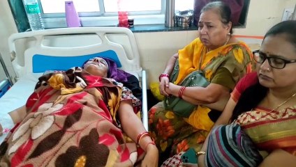 दर्दनाक : पर्स लूट की वारदात में महिला स्कूटर से गिरकर जख्मी