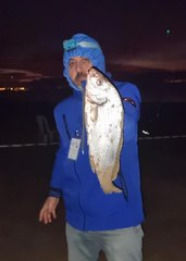 "Surf Casting" balık tutma yarışması