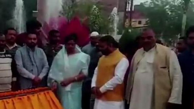 5 करोड़ 87 लाख में बनकर तैयार हुआ नगर का फोरलेन नगर पालिका अध्यक्ष ने किया शुभारंभ