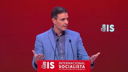El presidente del Gobierno, Pedro Sánchez, ha instado a la patronal de empresarios CEOE a sentarse con los sindicatos para "lograr ya un acuerdo salarial que dé seguridad a los trabajadores de nuestro país"