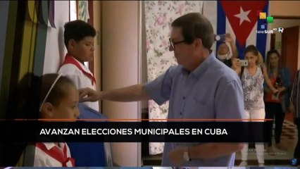 Download Video: teleSUR Noticias 11:30 27-11: Cuba vota por sus delegados del Poder Popular