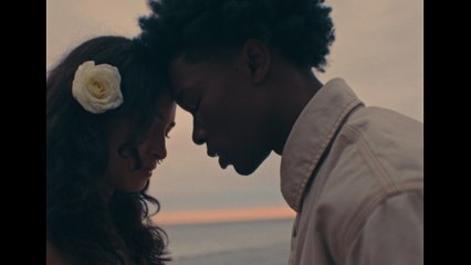 d4vd - Here With Me (Visualizer)