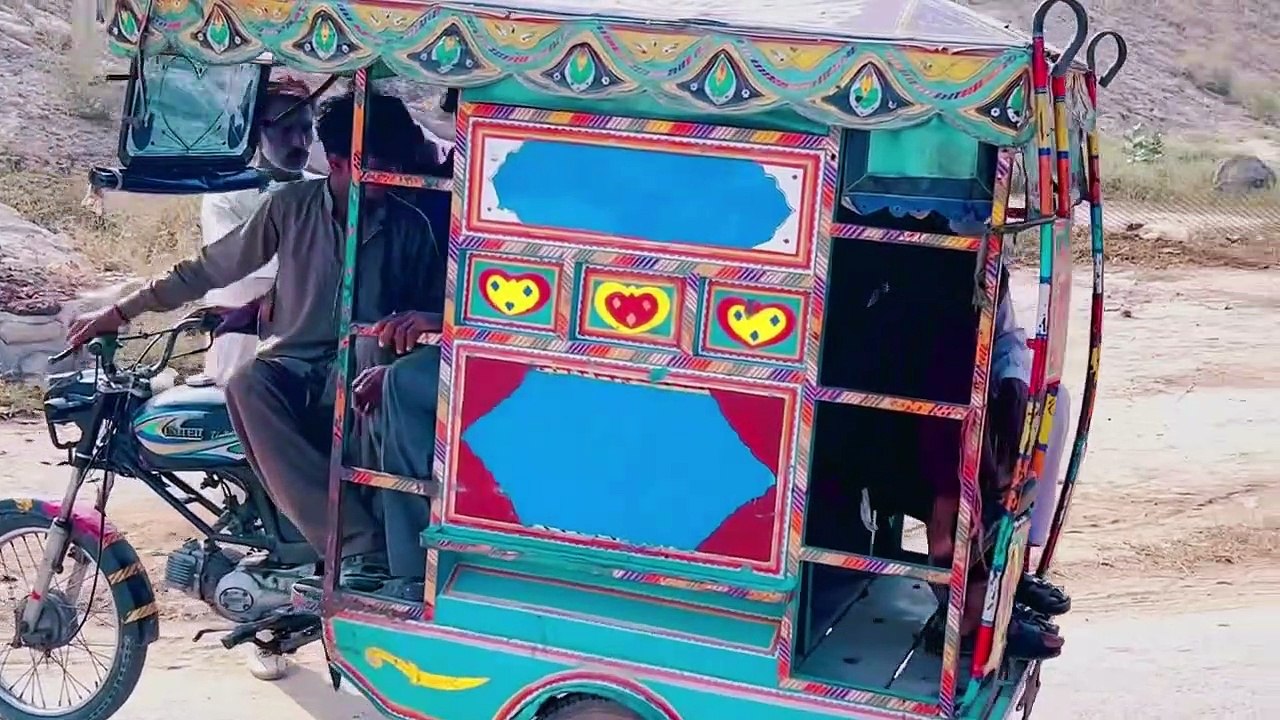 رکشہ ڈرائیور کی فنی ویڈیو ۔ - video Dailymotion