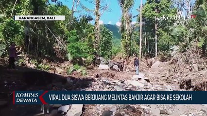 Siswa Berjuang Lintasi Banjir Agar Bisa Ke Sekolah