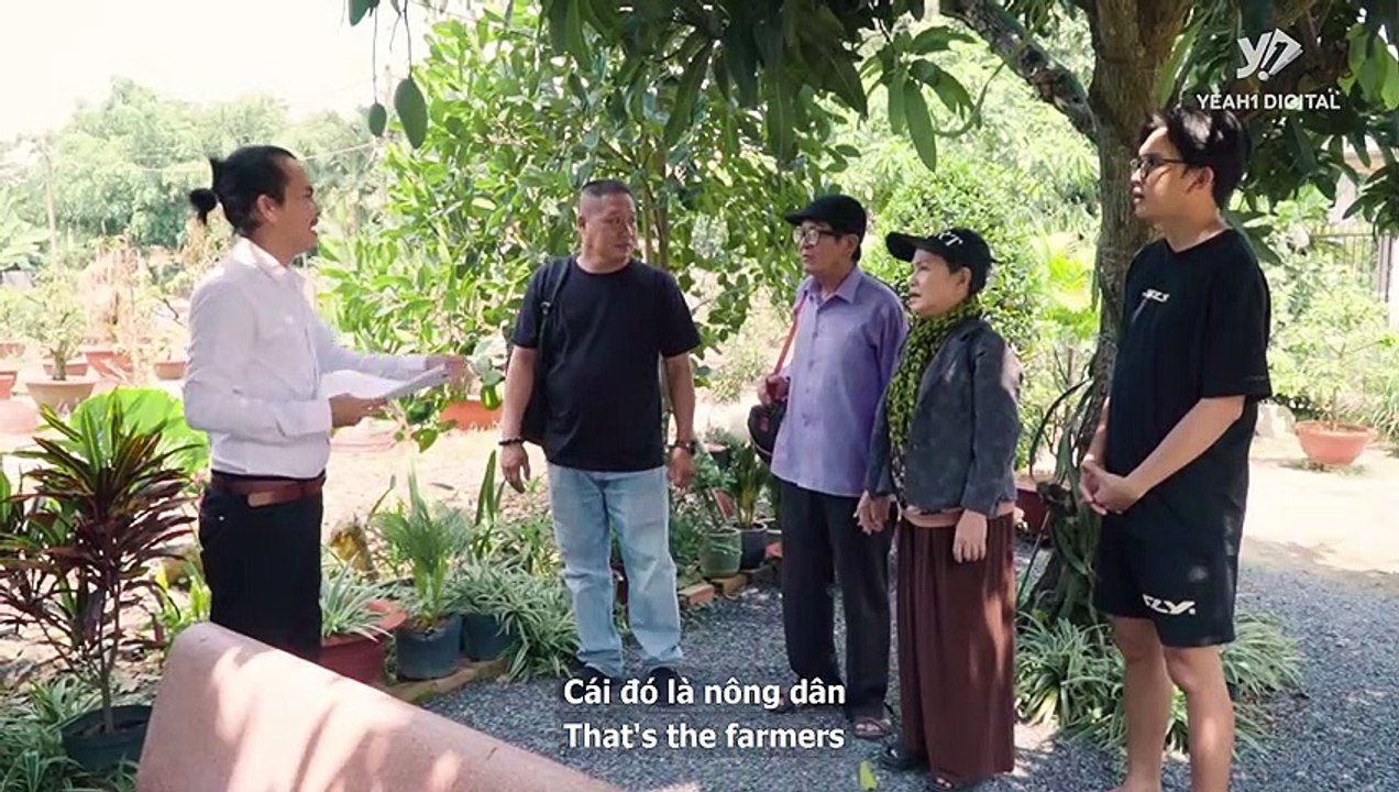 Tour du lịch 0 đồng | Dắt cụ già vào "tiên cảnh phế liệu"
