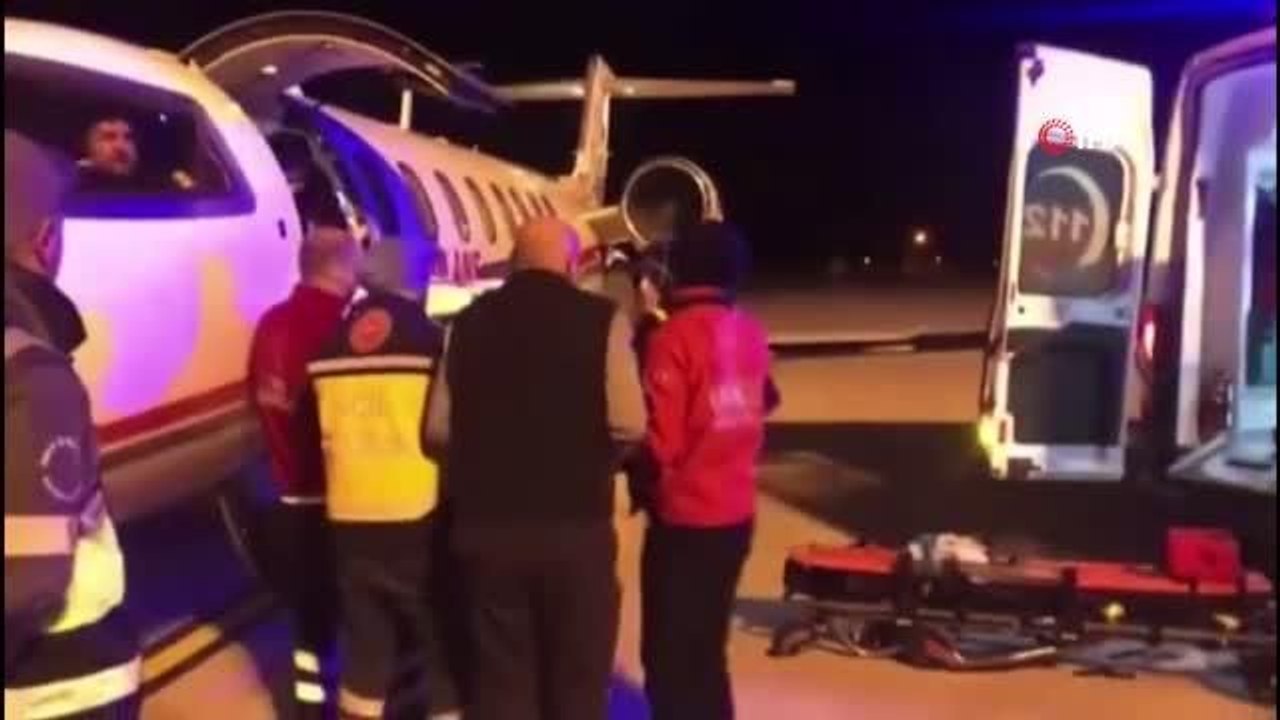 Bakan Koca: "(Amasya Merzifon'daki kaza) Kazada ağır yaralanmış olan bir hastamız, ambulans uçak ile İstanbul'a getirildi"