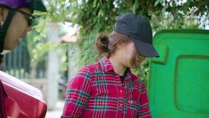 Hộp nhựa tái chế từ thùng rác, khiến cho bao người tan tác