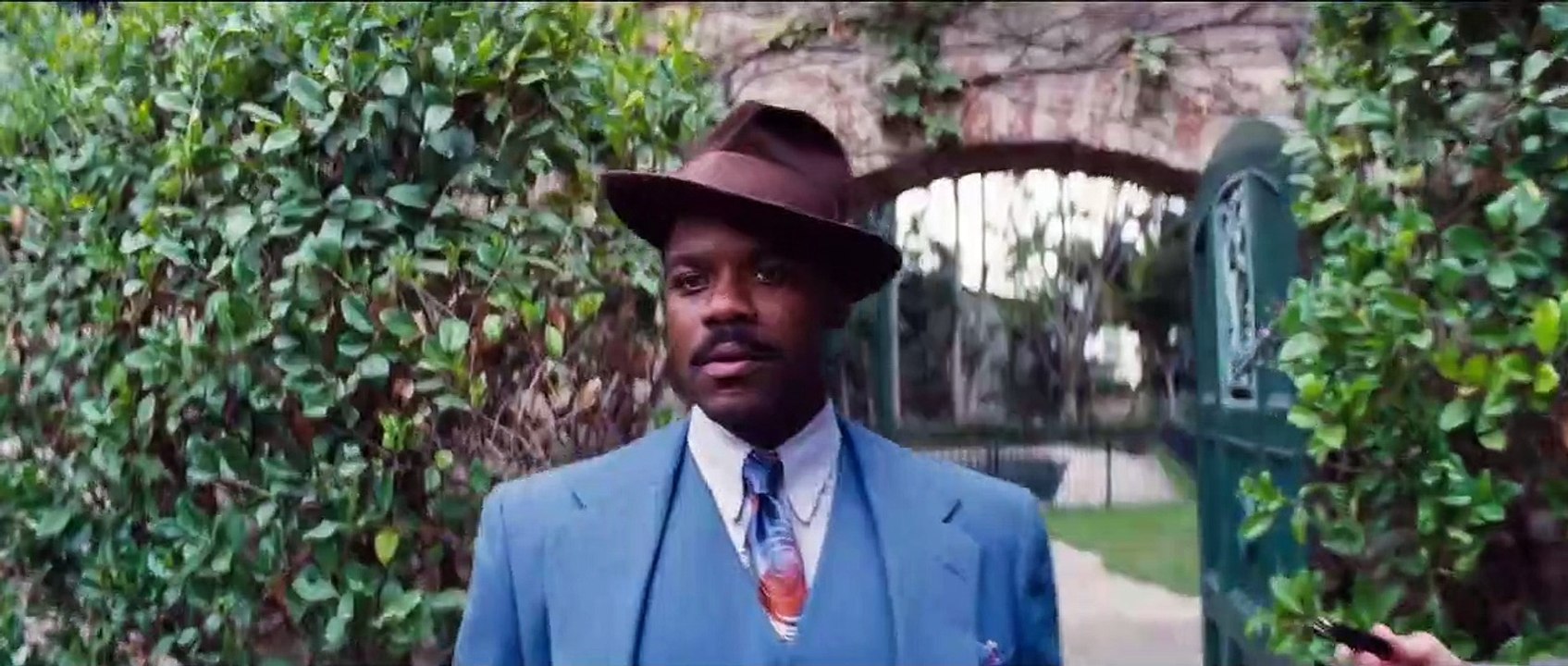 Babylon | Featurette: Welcome To babylon
