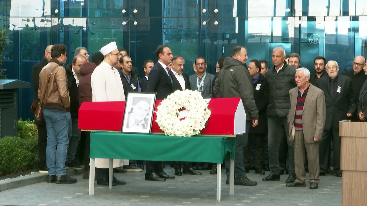 Hıncal Uluç son yolculuğuna uğurlanıyor