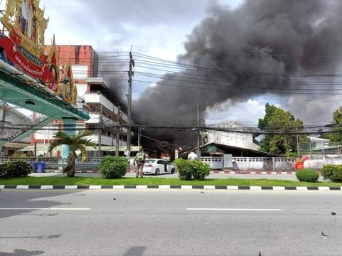 Tayland'da polis lojmanına bombalı saldırı: 1 ölü, 29 yaralı