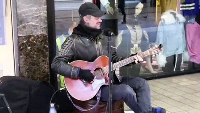 Wes Dolan - Mansfield busker