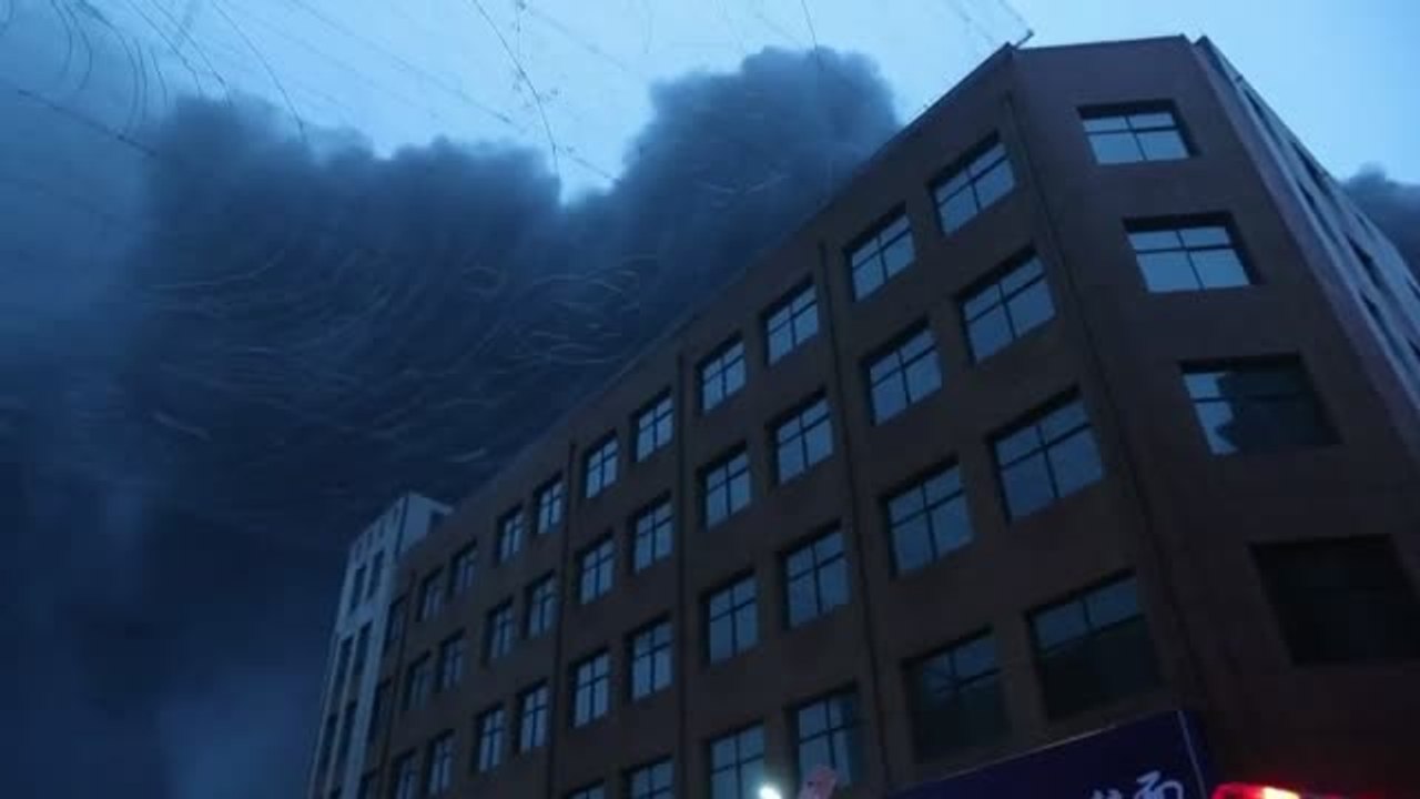 38 muertos y dos heridos tras incendiarse una fábrica en China