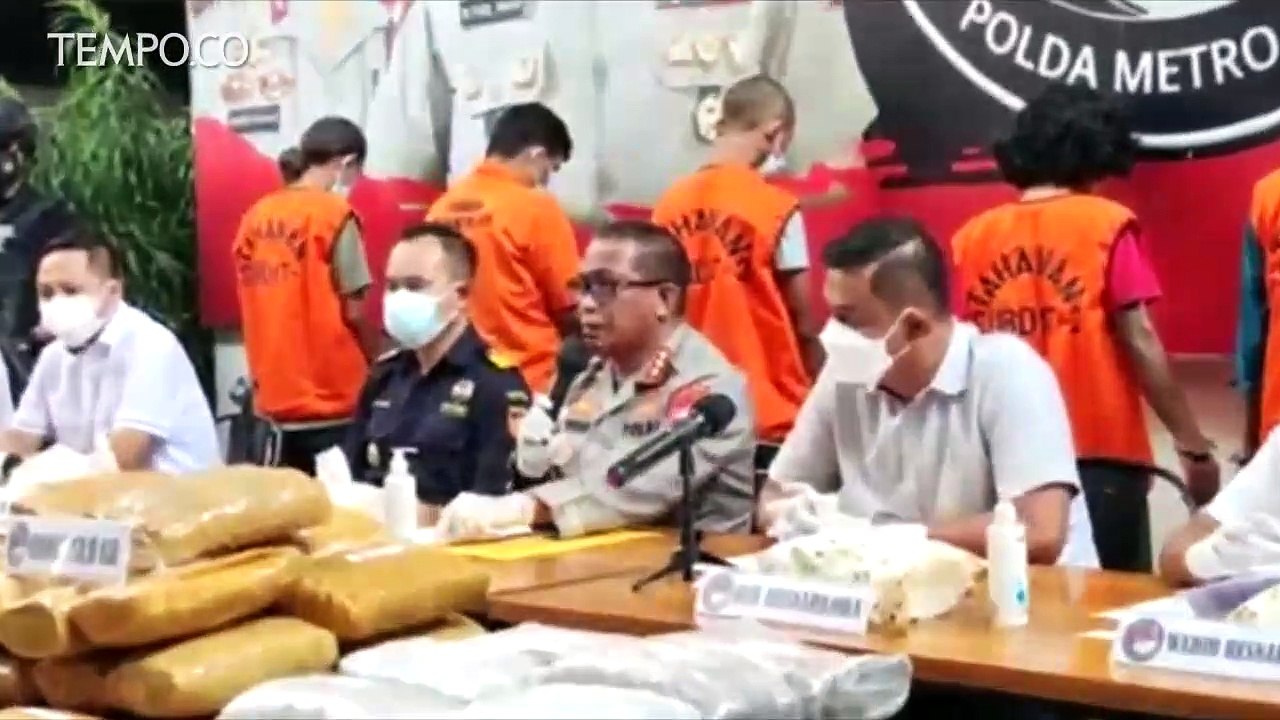 Polisi Gagalkan Upaya Penyelundupan Sabu 17 Kilogram Asal Afrika Selatan Dalam Patung