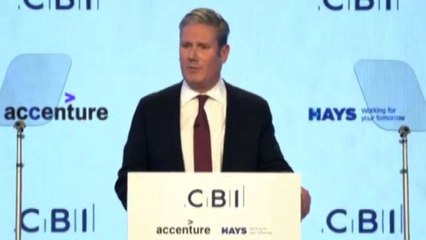 Starmer: economia Gb deve finire sua dipendenza dall'immigrazione