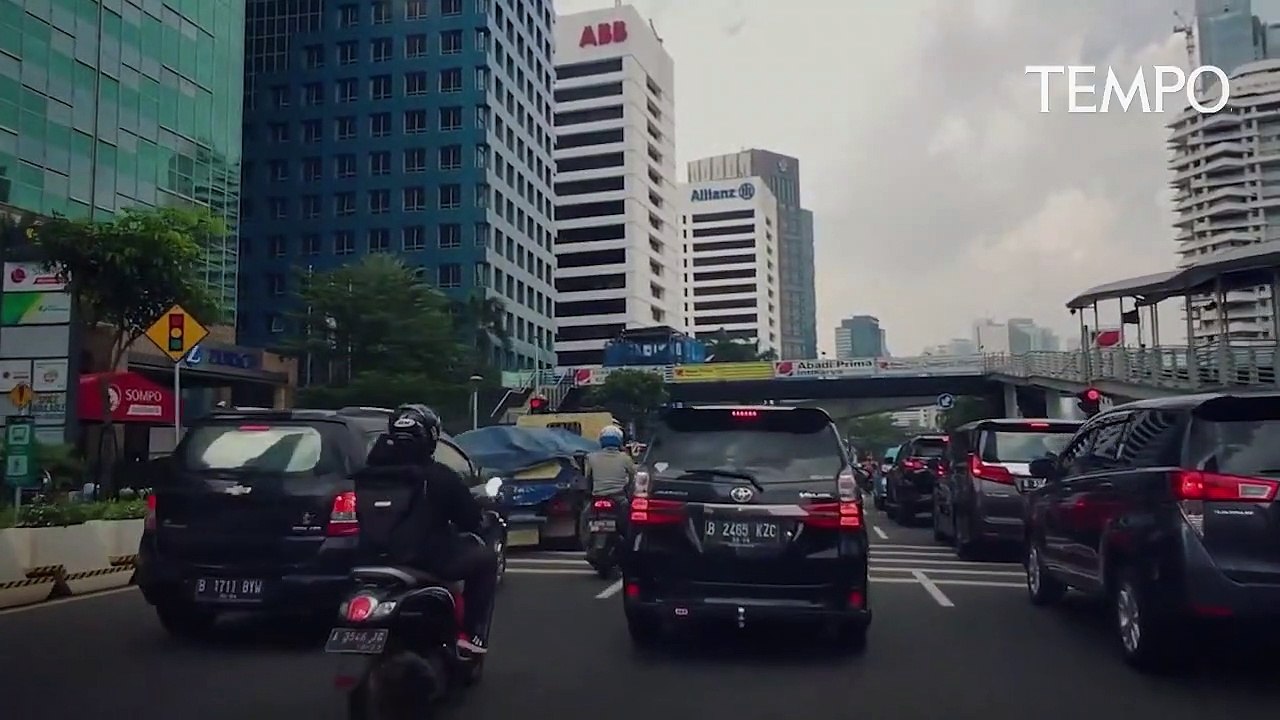 Jakarta Macet Lagi, Polda Metro Jaya: Volume Kendaraan Naik hingga 80 Persen