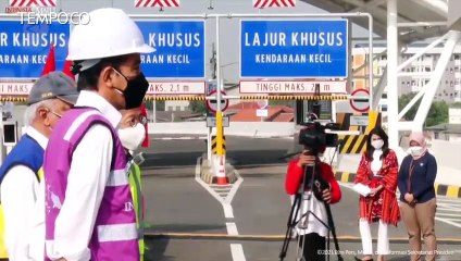 Скачать видео: Presiden Jokowi Resmikan Jalan Tol Segmen Kelapa Gading-Pulo Gebang