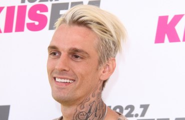 Cadelinha de Aaron Carter encontra novo lar após morte do rapper