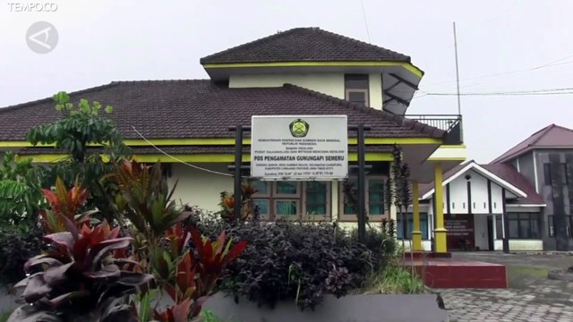 Gunung Semeru Kembali Keluarkan Awan Panas Guguran