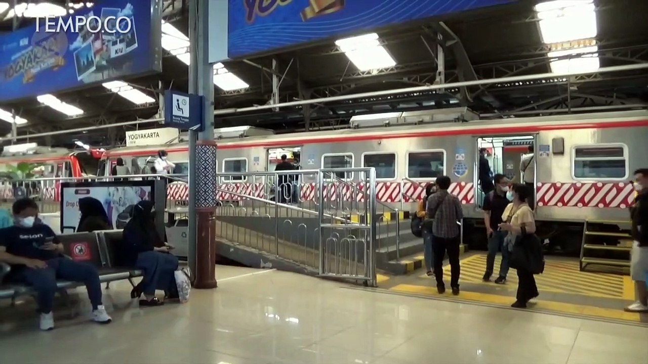 Natal dan Tahun Baru, Calon Penumpang Kereta Usia Dibawah 12 Tahun Wajib PCR