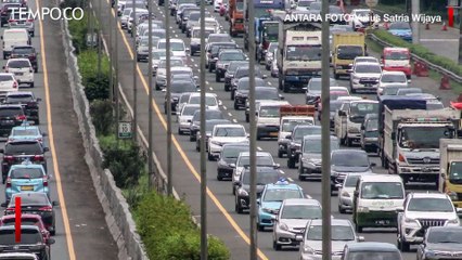 Télécharger la video: 165 Ribu Kendaraan Tinggalkan Jabotabek pada H-3 Libur Isra Miraj