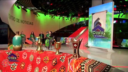 Aficionados se reúnen en el Monumento a la Revolución para ver el México vs. Polonia